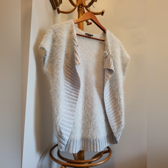 Marble | Two Button-Up Ladies Cardigan | Size Large - Picture 8 of 14